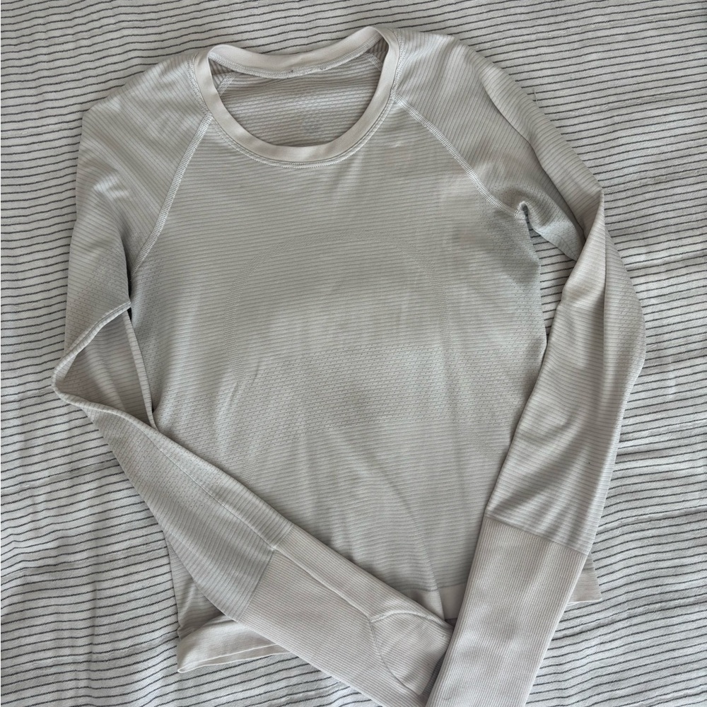 Lulu lemon Off White Long Sleeve Top